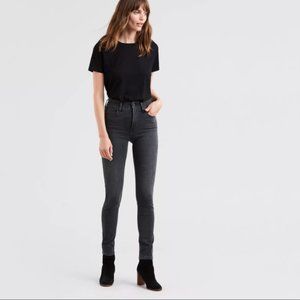 Levi’s 721 High Rise Skinny Jeans